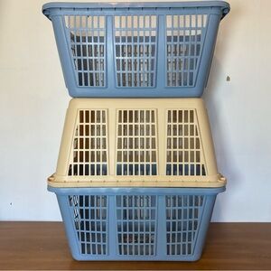 3 Rubbermaid Laundry Baskets Basket Hamper Wash Blue Beige 2965 Sturdy Vintage
